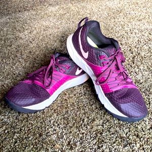 Nike zoom trail shoes